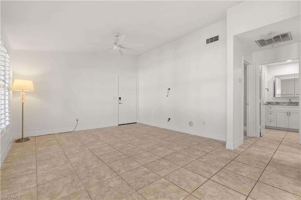 13281 Whitehaven Ln, Unit 406, Fort Myers, FL 33966 Photo