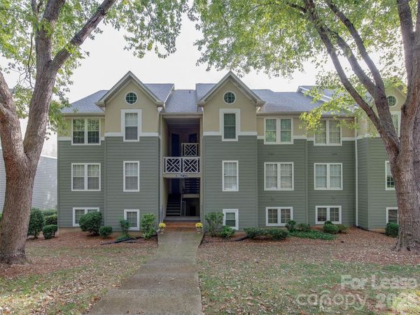 19827 Henderson Road , Unit B, Cornelius, NC 28031