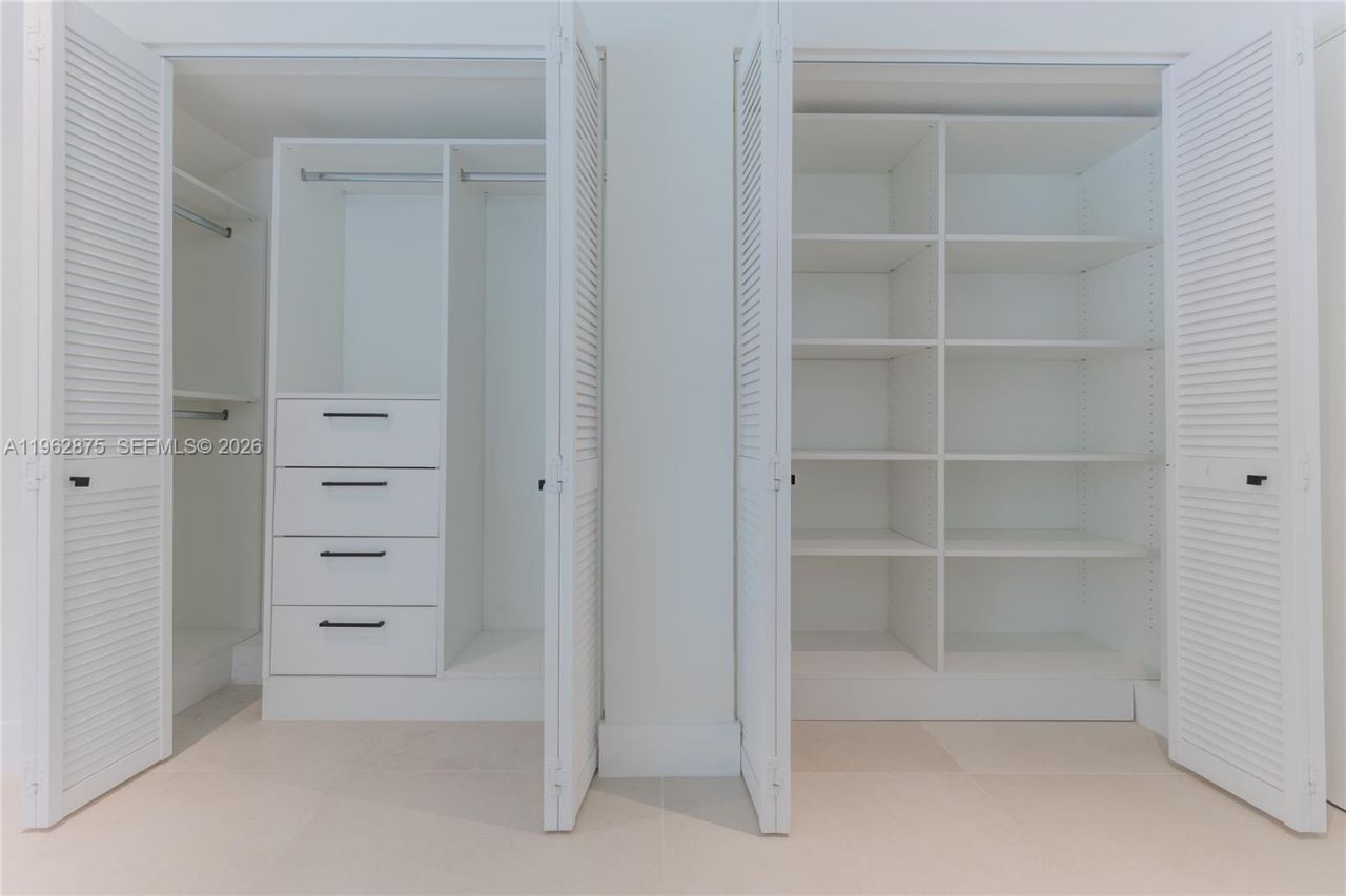 7300 SW 77th Ave , Miami, FL 33143 Photo