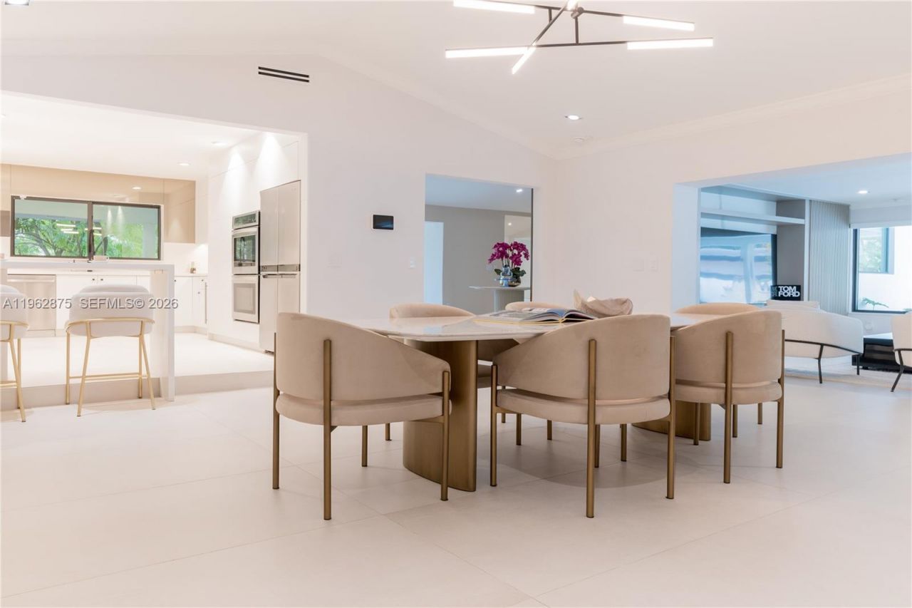 7300 SW 77th Ave, Miami, FL 33143 Photo