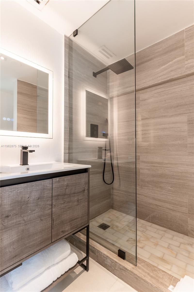 7300 SW 77th Ave , Miami, FL 33143 Photo