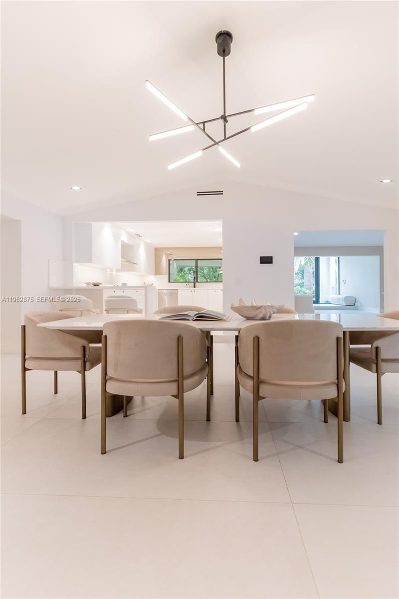 7300 SW 77th Ave , Miami, FL 33143 Photo