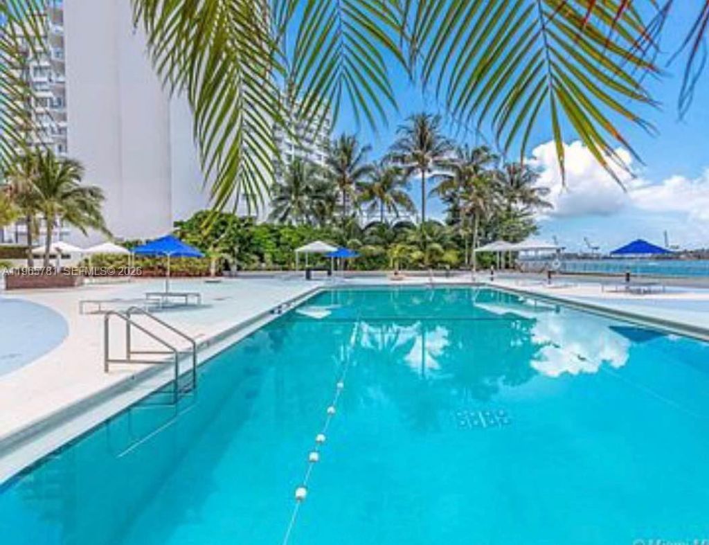 1000 West Ave, Unit 301, Miami Beach, FL 33139 Photo