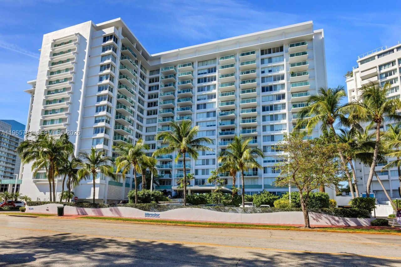 1000 West Ave, Unit 301, Miami Beach, FL 33139 Photo