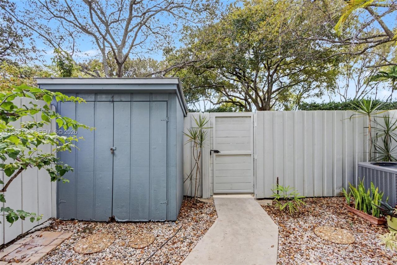 7123 SW 53rd Ln, Miami, FL 33155 Photo