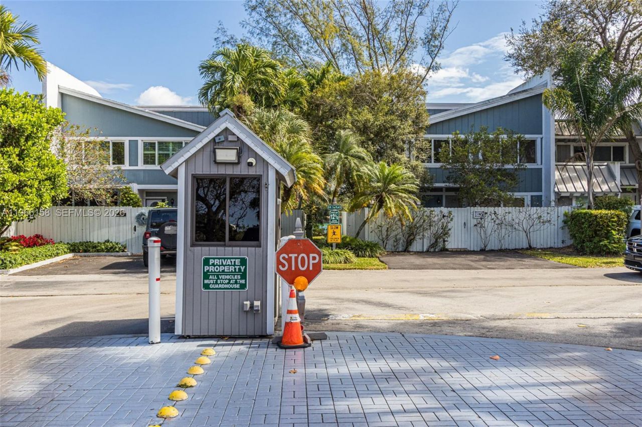 7123 SW 53rd Ln, Miami, FL 33155 Photo