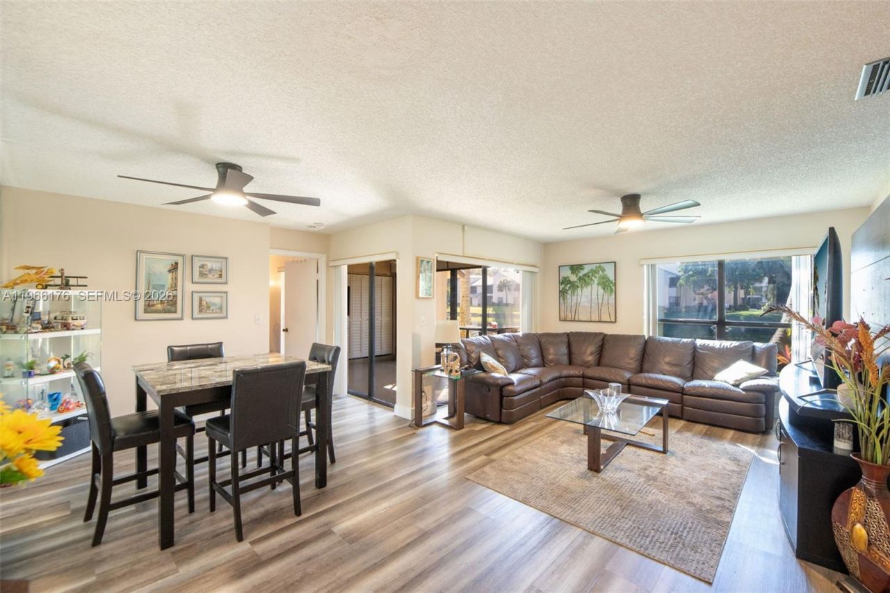 3246 NW 47 Avenue, Unit 3297, Coconut Creek, FL 33063 Photo