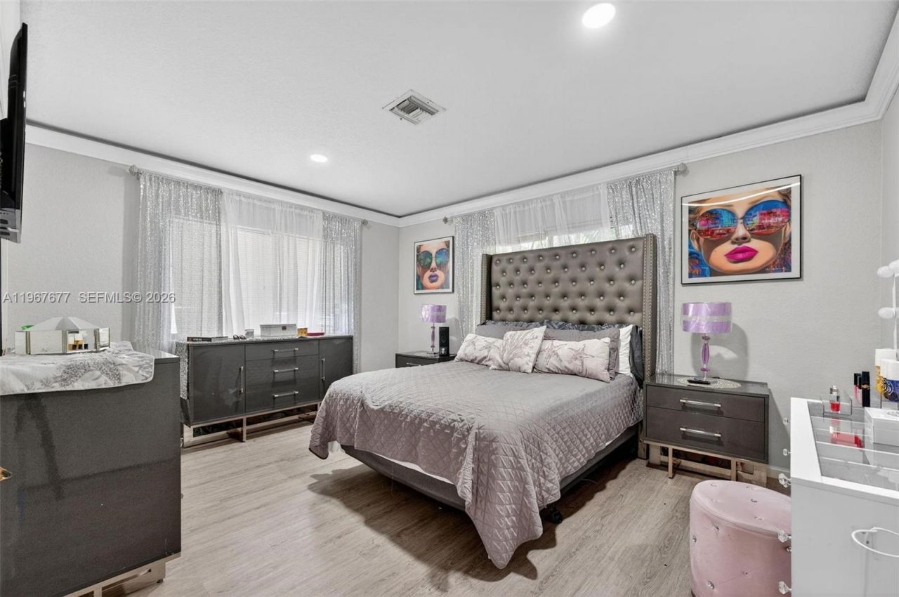 317 S Riverside Dr , Pompano Beach, FL 33062 Photo