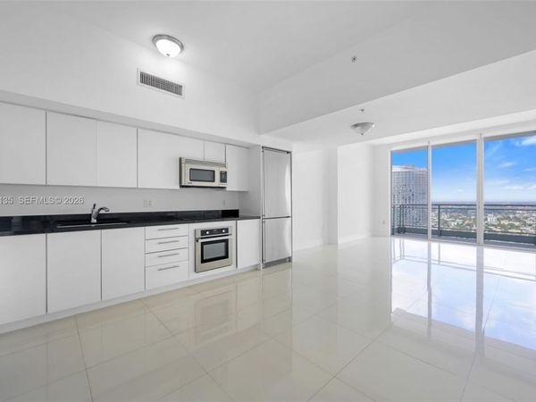 92 SW 3rd St, Unit 5109, Miami, FL 33130