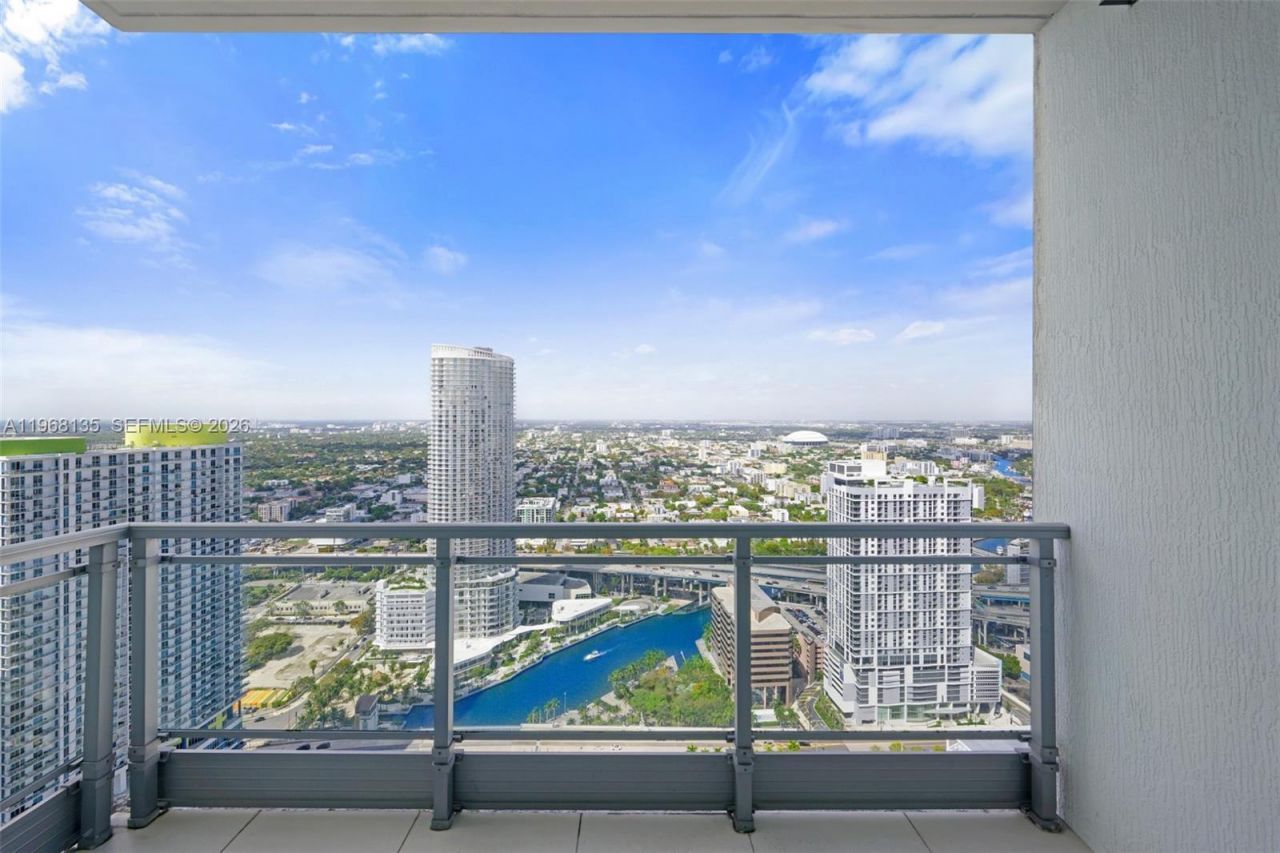 92 SW 3rd St, Unit 5109, Miami, FL 33130 Photo