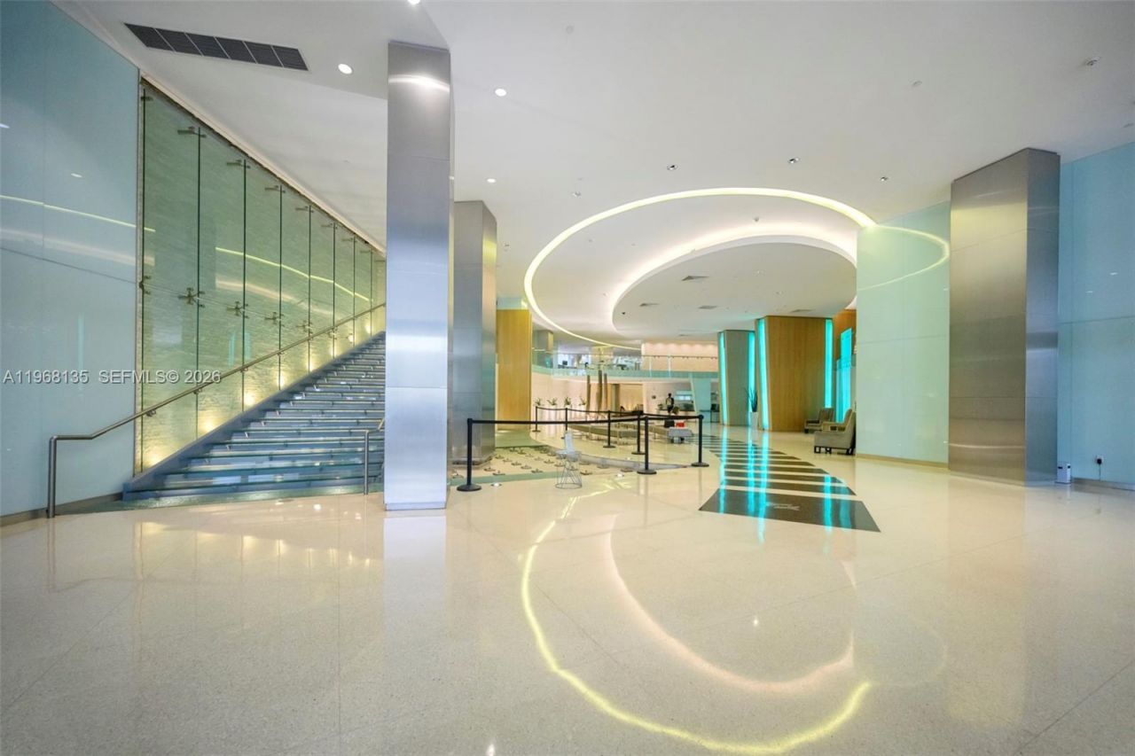 92 SW 3rd St, Unit 5109, Miami, FL 33130 Photo