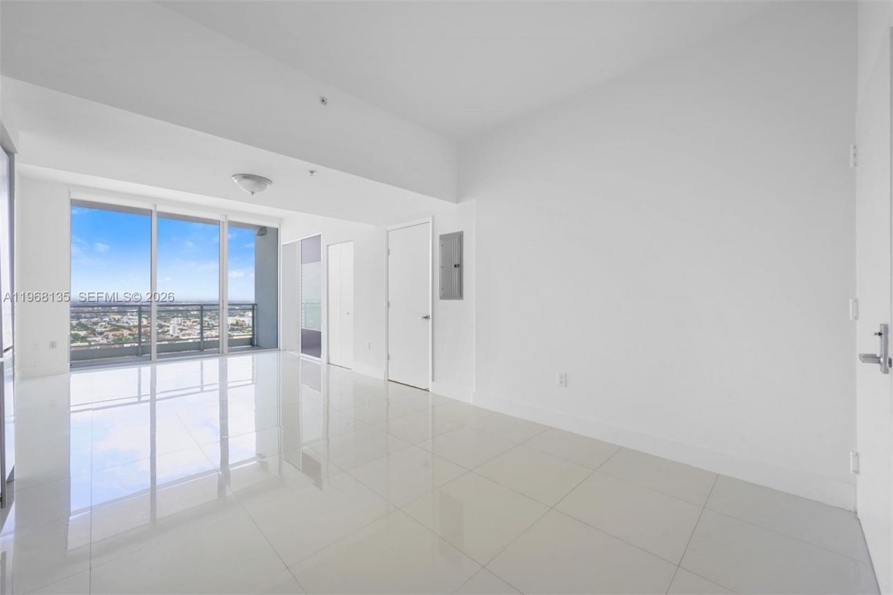 92 SW 3rd St, Unit 5109, Miami, FL 33130 Photo