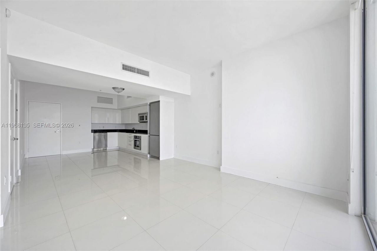92 SW 3rd St, Unit 5109, Miami, FL 33130 Photo