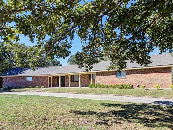 3323 Fm 2265 , Chico, TX 76431