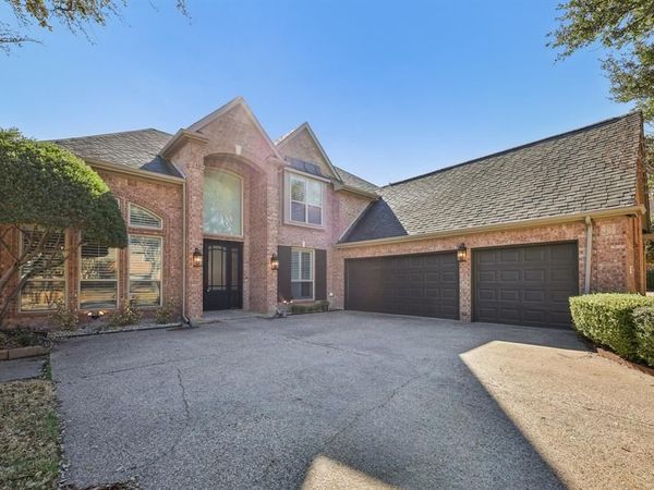 806 Parkwood Court, McKinney, TX 75072