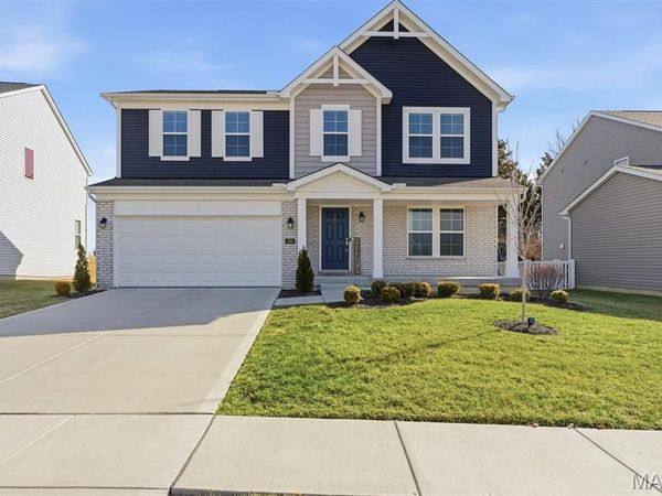 368 Cottage Grove Drive, Wentzville, MO 63385