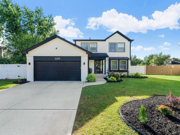 1211 Diane Lane, Elk Grove Village, IL 60007