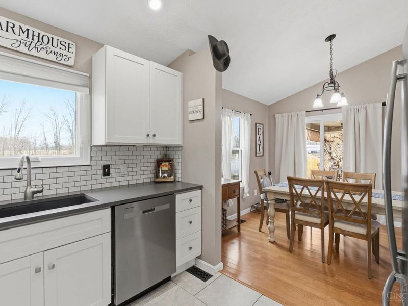 712 Blazing Trail, Oregonia, OH 45054 Photo 10