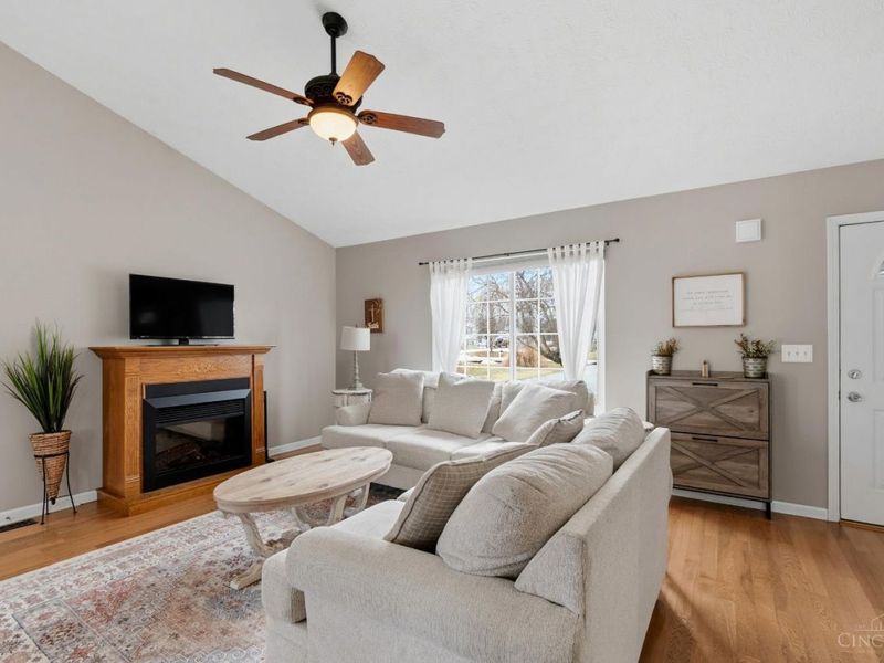 712 Blazing Trail, Oregonia, OH 45054 Photo 6