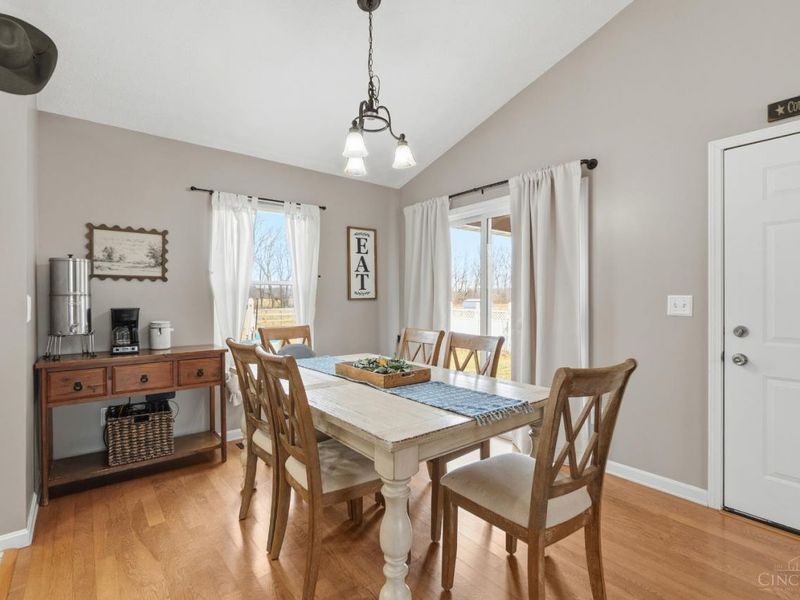 712 Blazing Trail, Oregonia, OH 45054 Photo 8