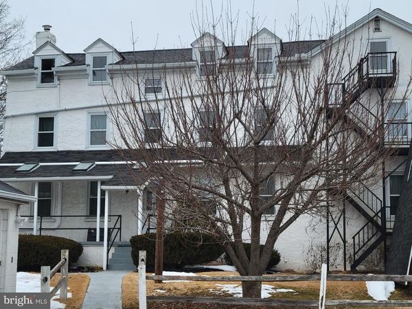 110 GUMBES ROAD, Unit 3RD FLOOR, OAKS, PA 19456