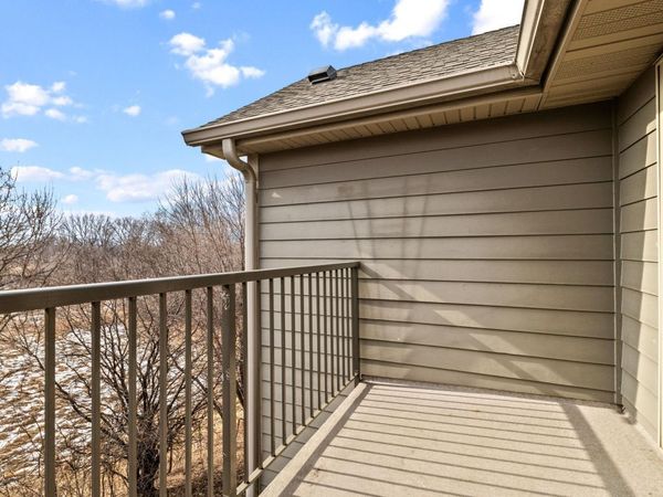 2160 Ridge Drive, Unit 32, Saint Louis Park, MN 55416