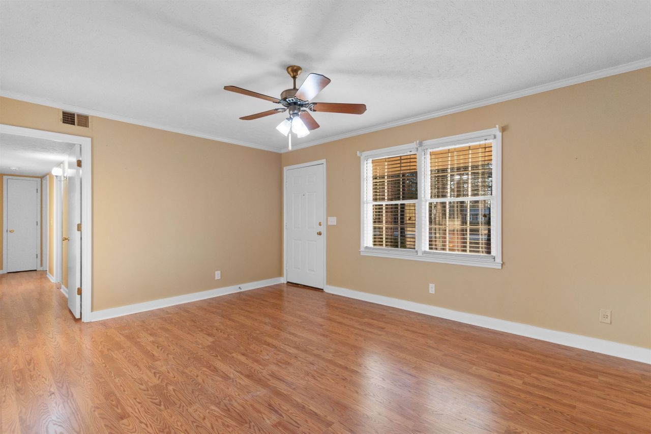 4995 Enoch Rd. Photo 11