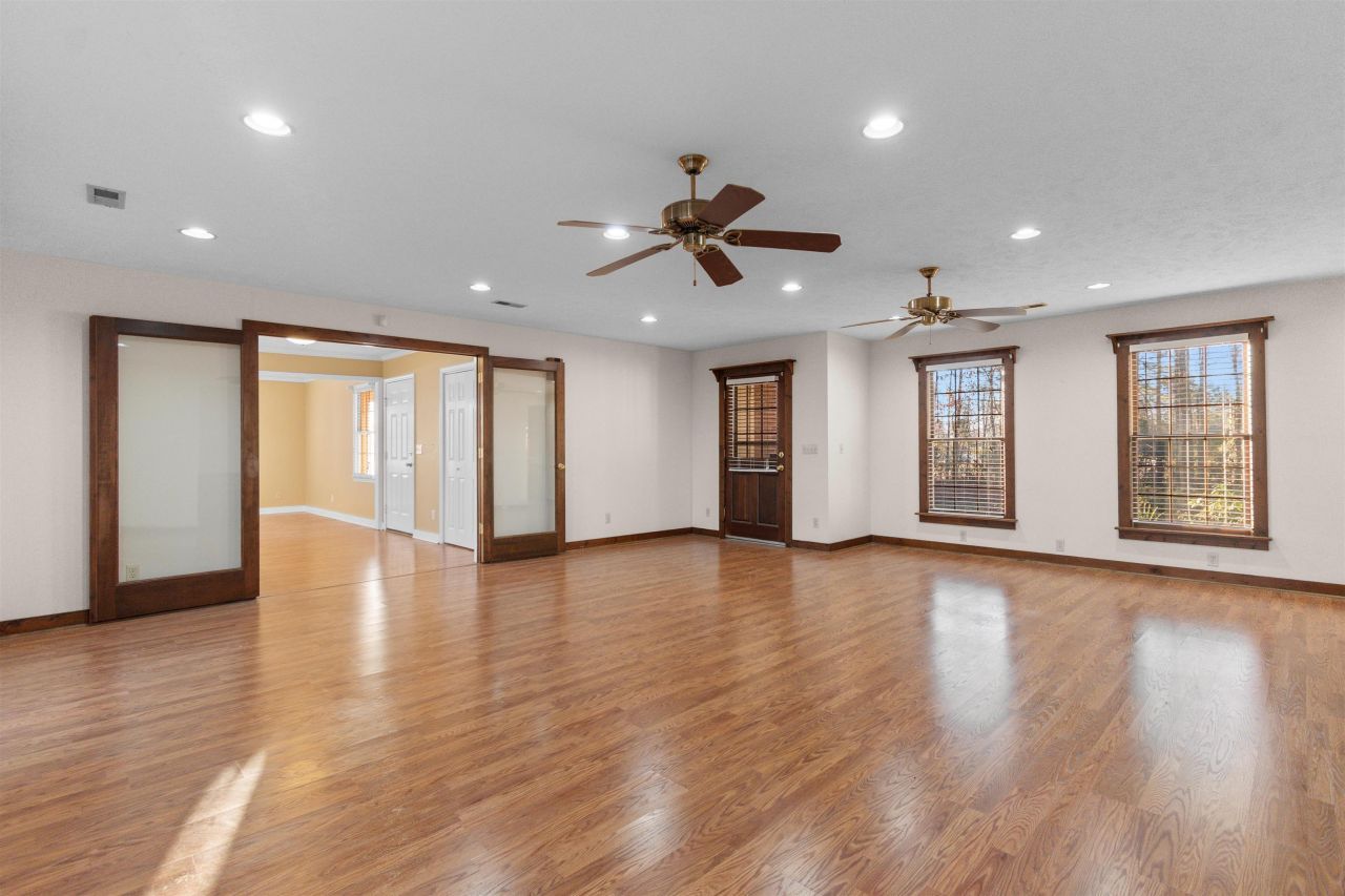 4995 Enoch Rd.  Photo 13