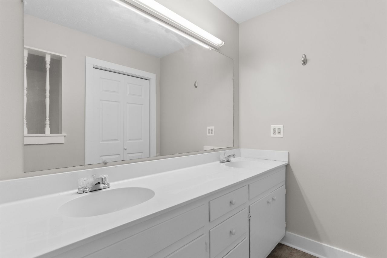 4995 Enoch Rd. Photo 17