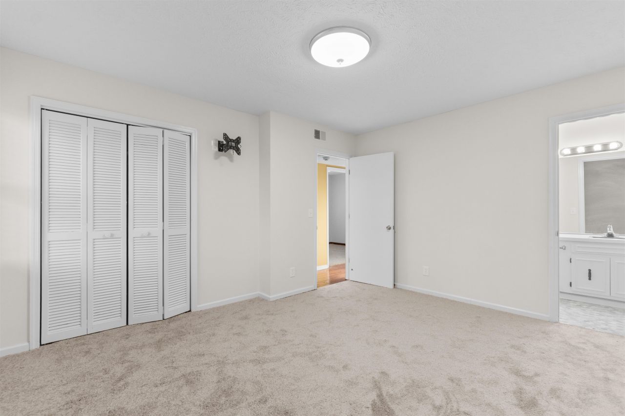 4995 Enoch Rd.  Photo 23