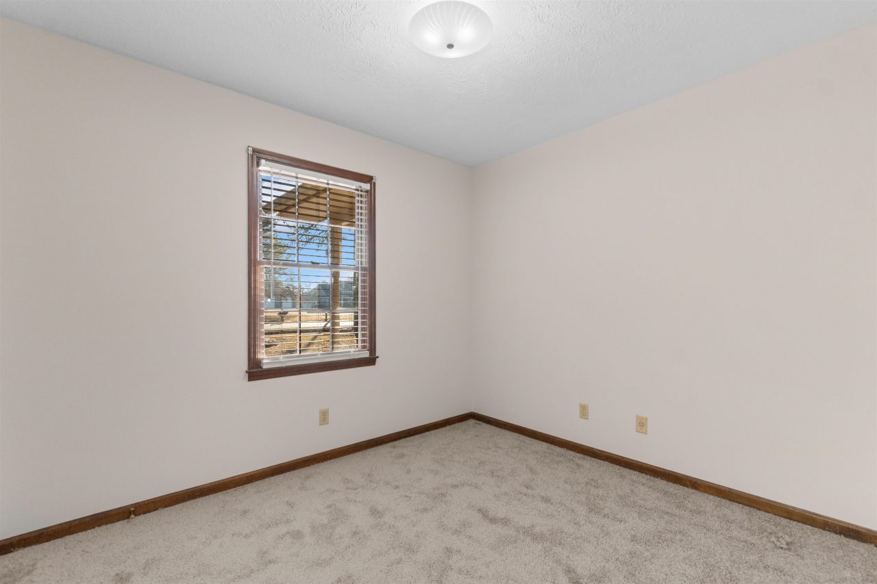 4995 Enoch Rd. Photo 25