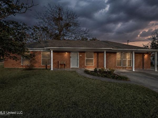 110 Jamaica Street, Long Beach, MS 39560