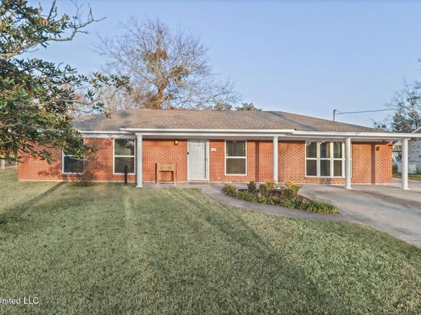 110 Jamaica Street, Long Beach, MS 39560