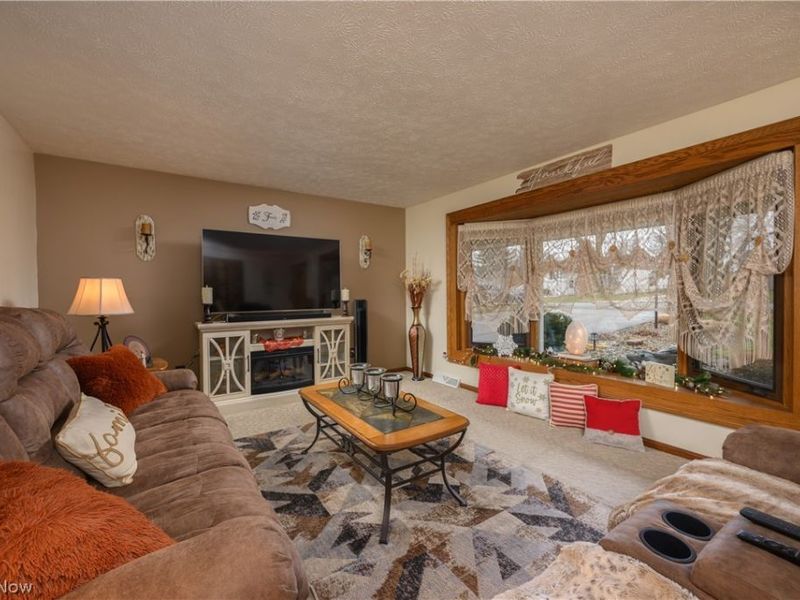 3128 Sheila Street NW, Massillon, OH 44646 Photo 7