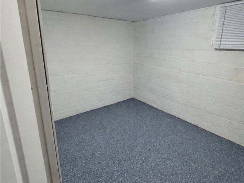 11806 Farringdon Avenue, Cleveland, OH 44105 Photo 33