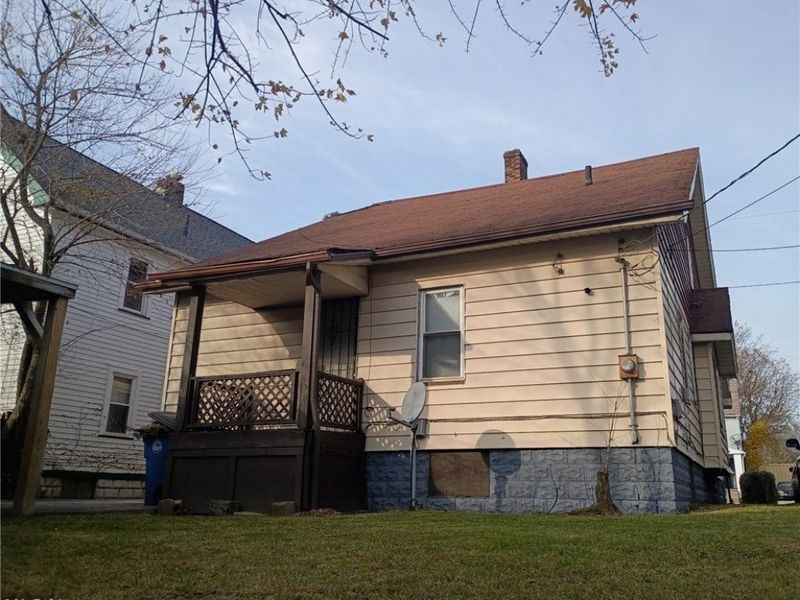 11806 Farringdon Avenue, Cleveland, OH 44105 Photo 39