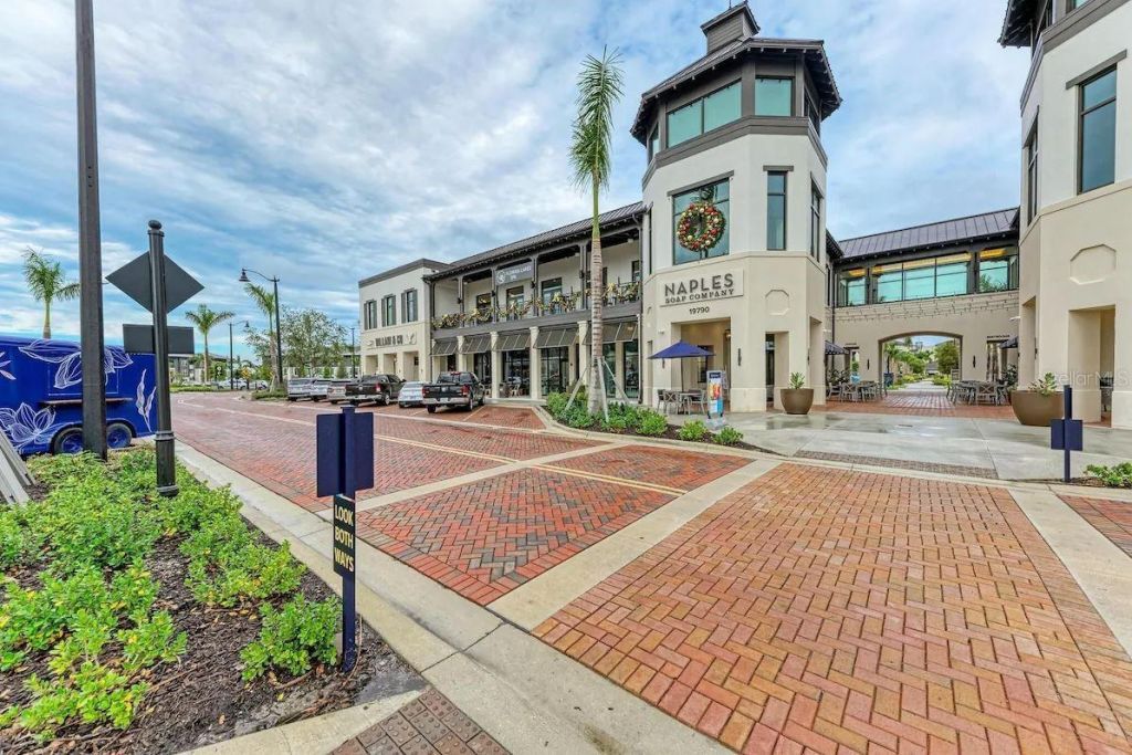 17540 Opal Sand Drive, Unit 204, Venice, FL 34293 Photo