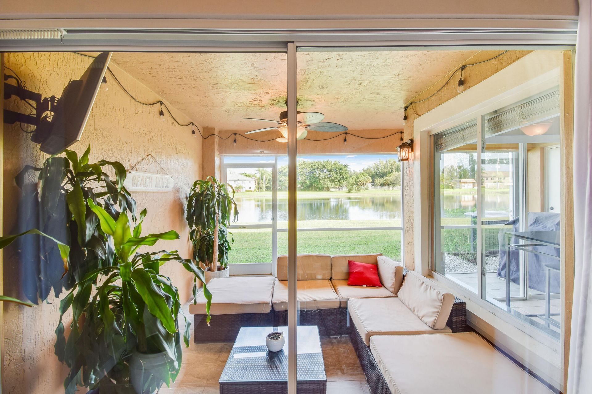 6125 Eaton Street, West Palm Beach, FL 33411 Photo