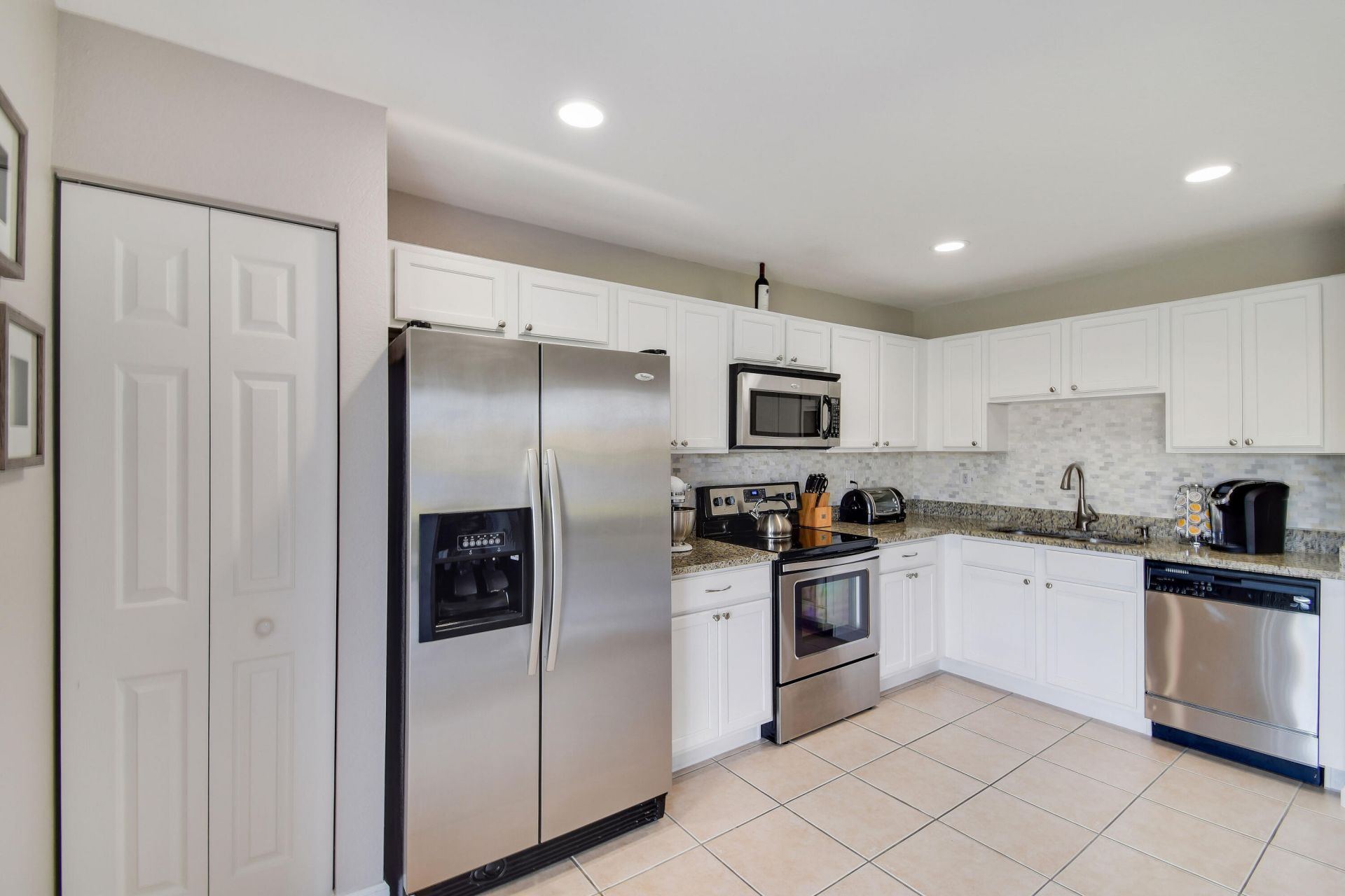 6125 Eaton Street, West Palm Beach, FL 33411 Photo