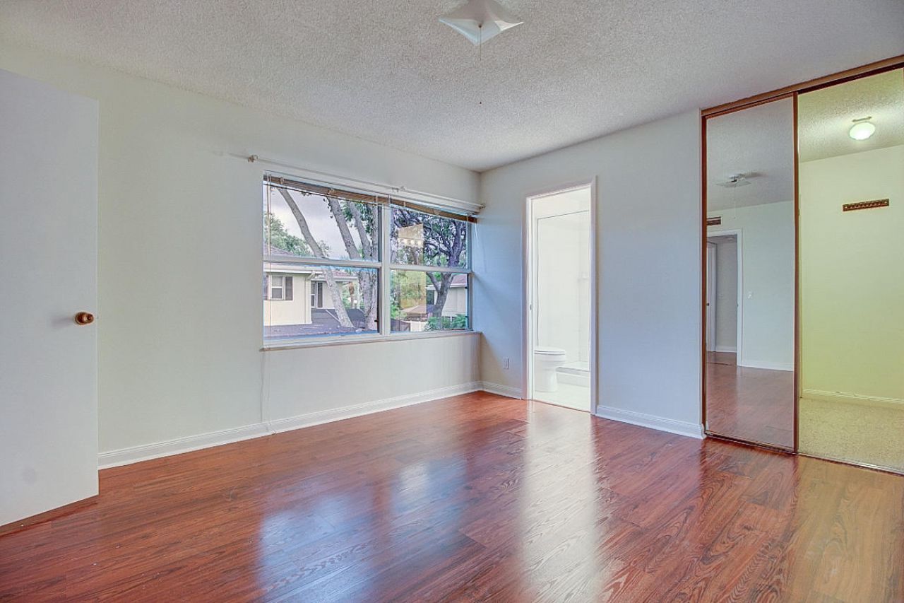 44 Essex Court, Unit B, Royal Palm Beach, FL 33411 Photo