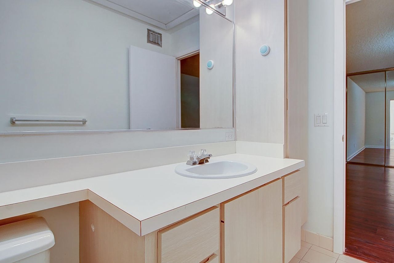 44 Essex Court, Unit B, Royal Palm Beach, FL 33411 Photo