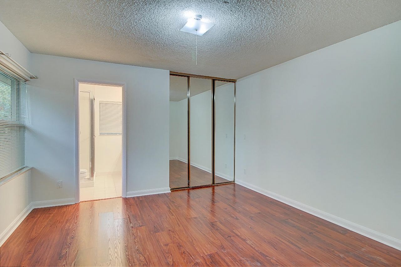 44 Essex Court, Unit B, Royal Palm Beach, FL 33411 Photo