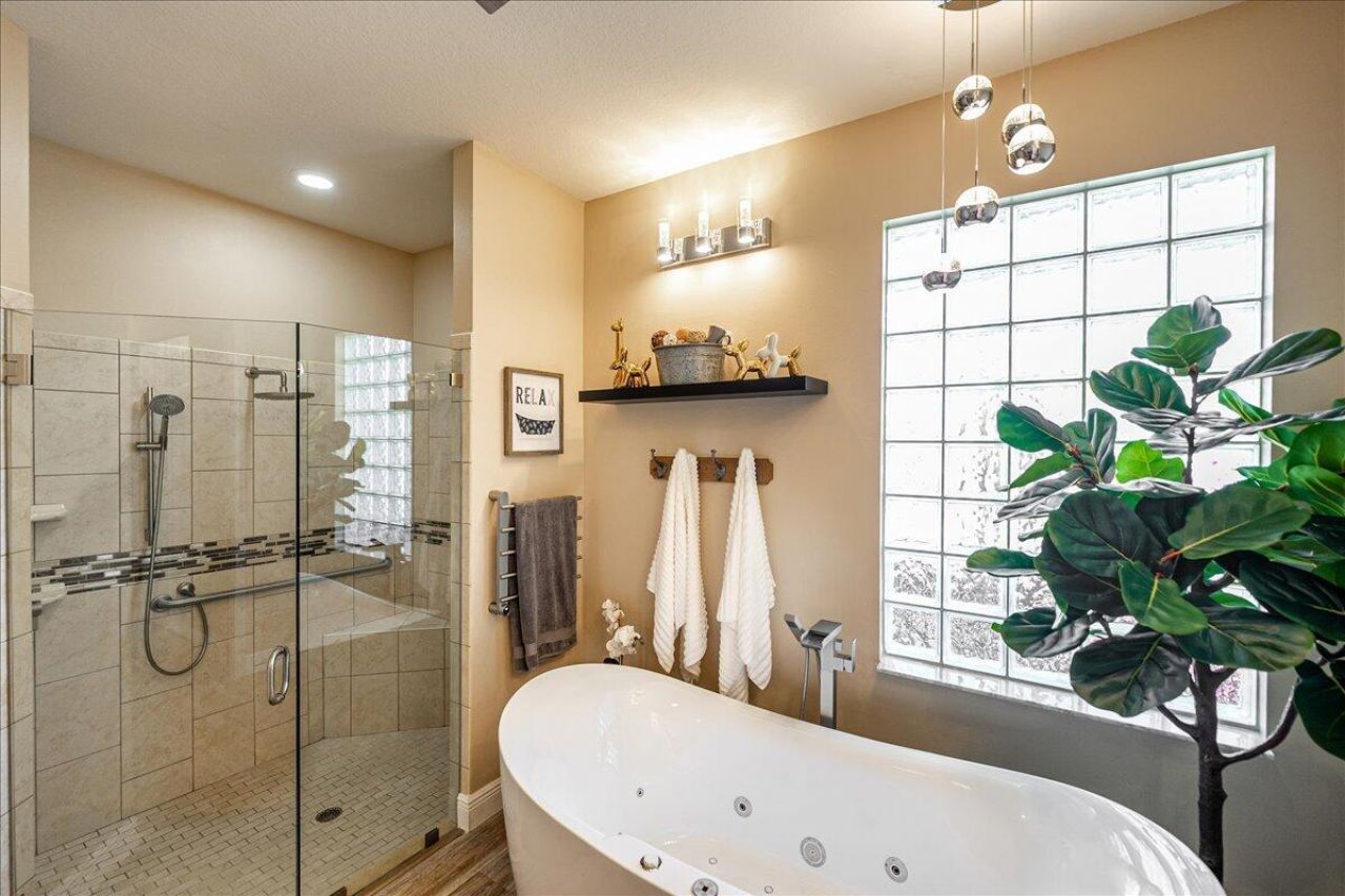 499 NW Blue Lake Drive, Port Saint Lucie, FL 34986 Photo