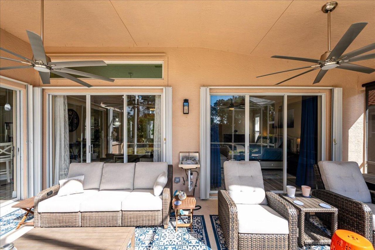 499 NW Blue Lake Drive, Port Saint Lucie, FL 34986 Photo