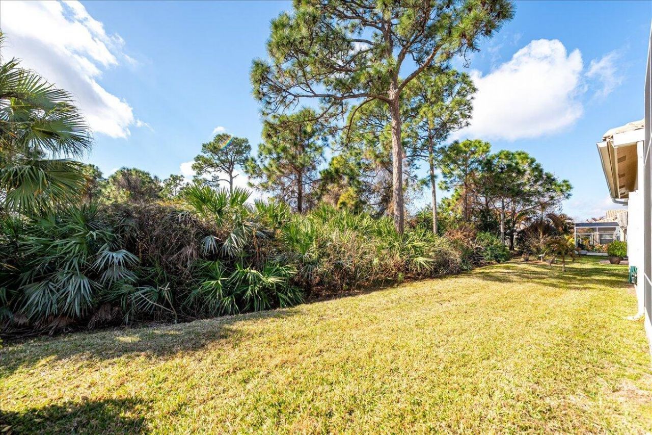 499 NW Blue Lake Drive, Port Saint Lucie, FL 34986 Photo