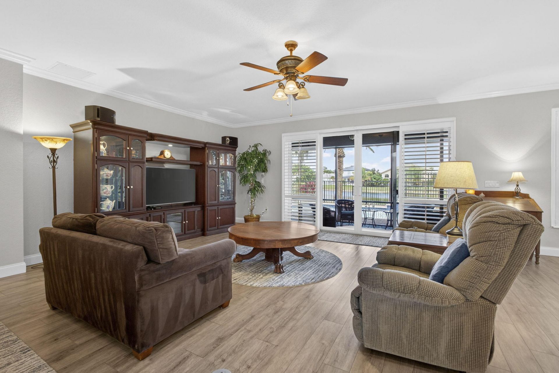 109 Isola Circle, Royal Palm Beach, FL 33411 Photo