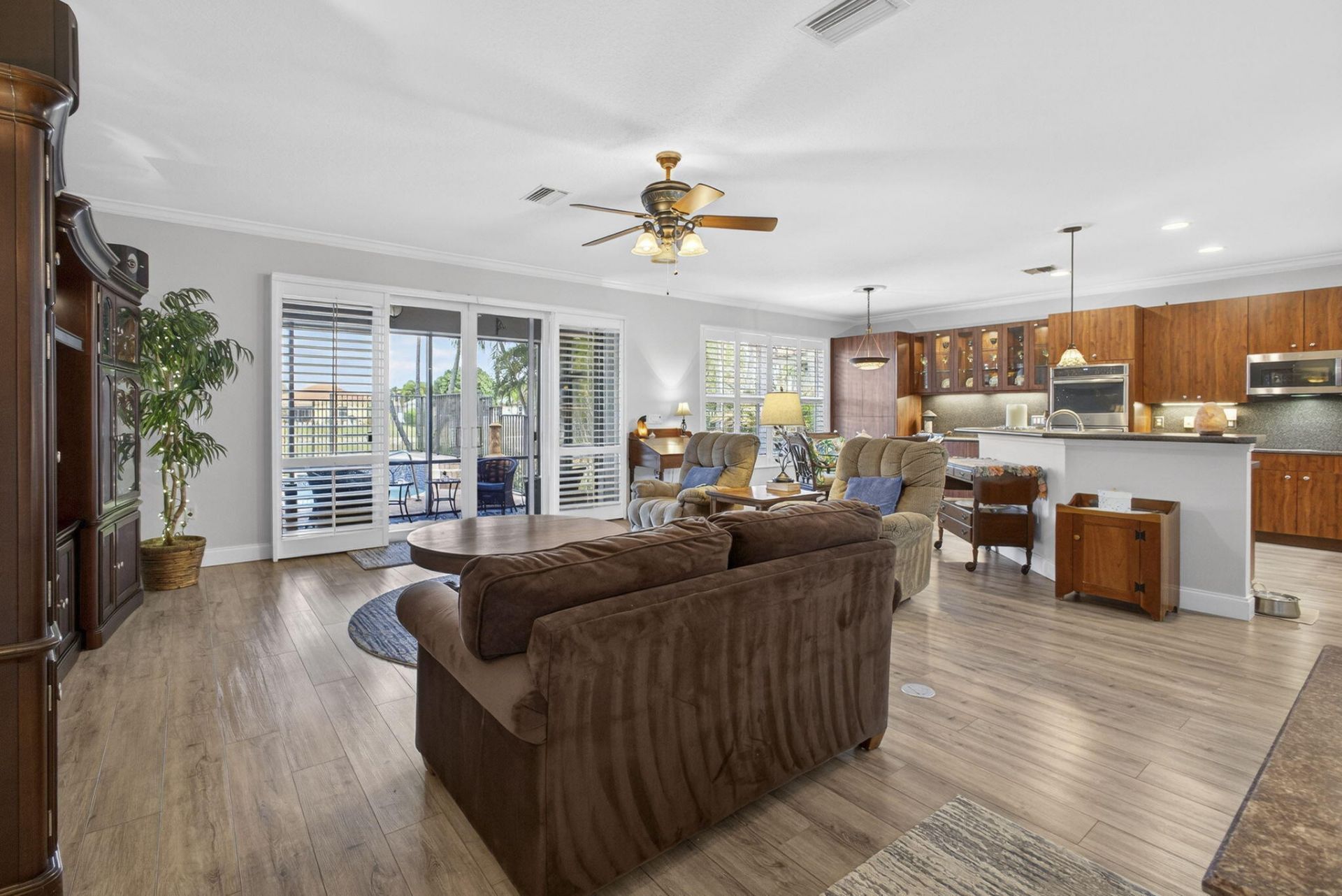 109 Isola Circle, Royal Palm Beach, FL 33411 Photo