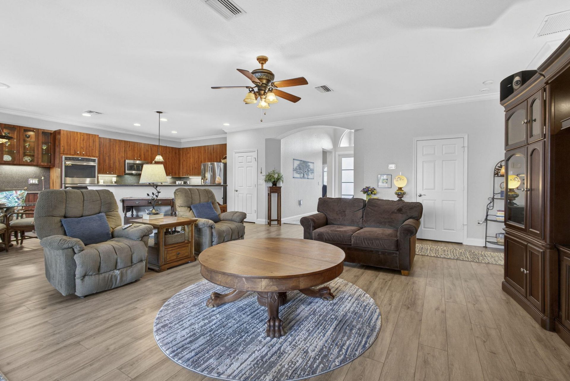 109 Isola Circle, Royal Palm Beach, FL 33411 Photo