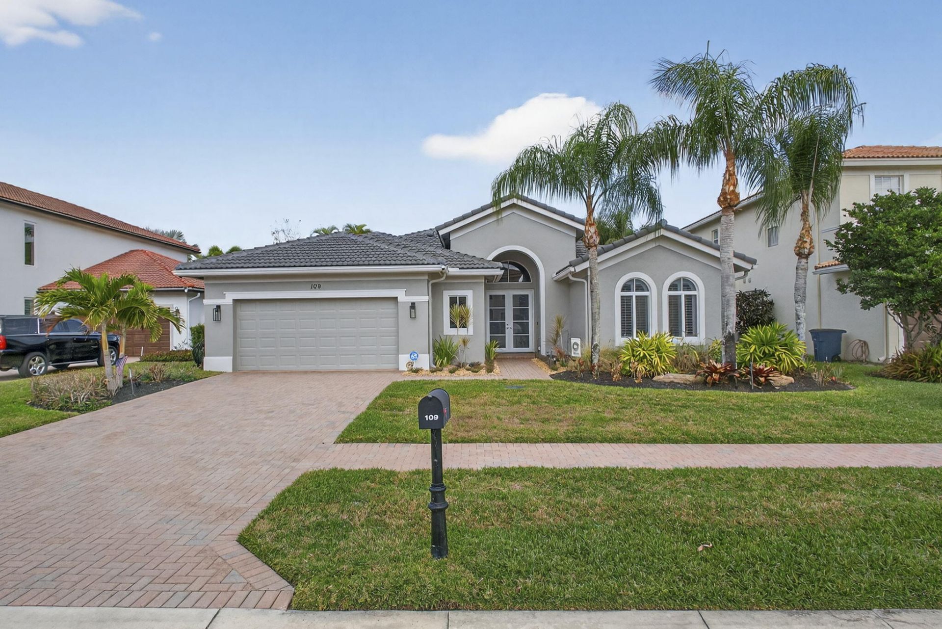 109 Isola Circle, Royal Palm Beach, FL 33411 Photo