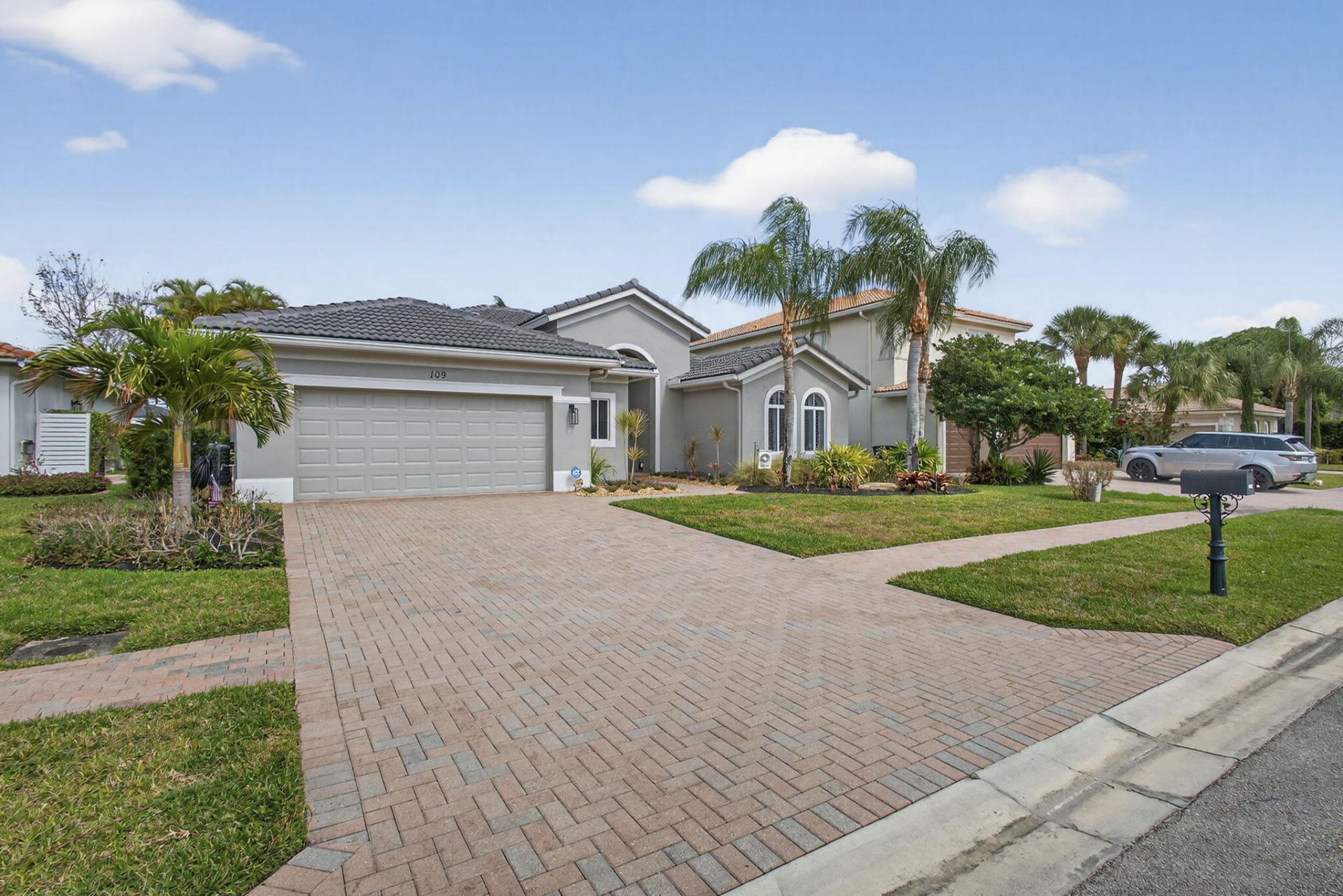 109 Isola Circle, Royal Palm Beach, FL 33411 Photo